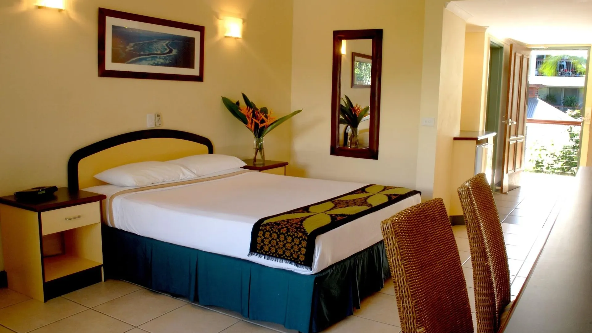 Bay Village Tropical Retreat & Apartments Cairns Australia