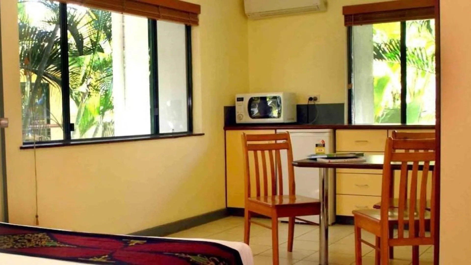 Aparthotel Bay Village Tropical Retreat & Apartments Cairns