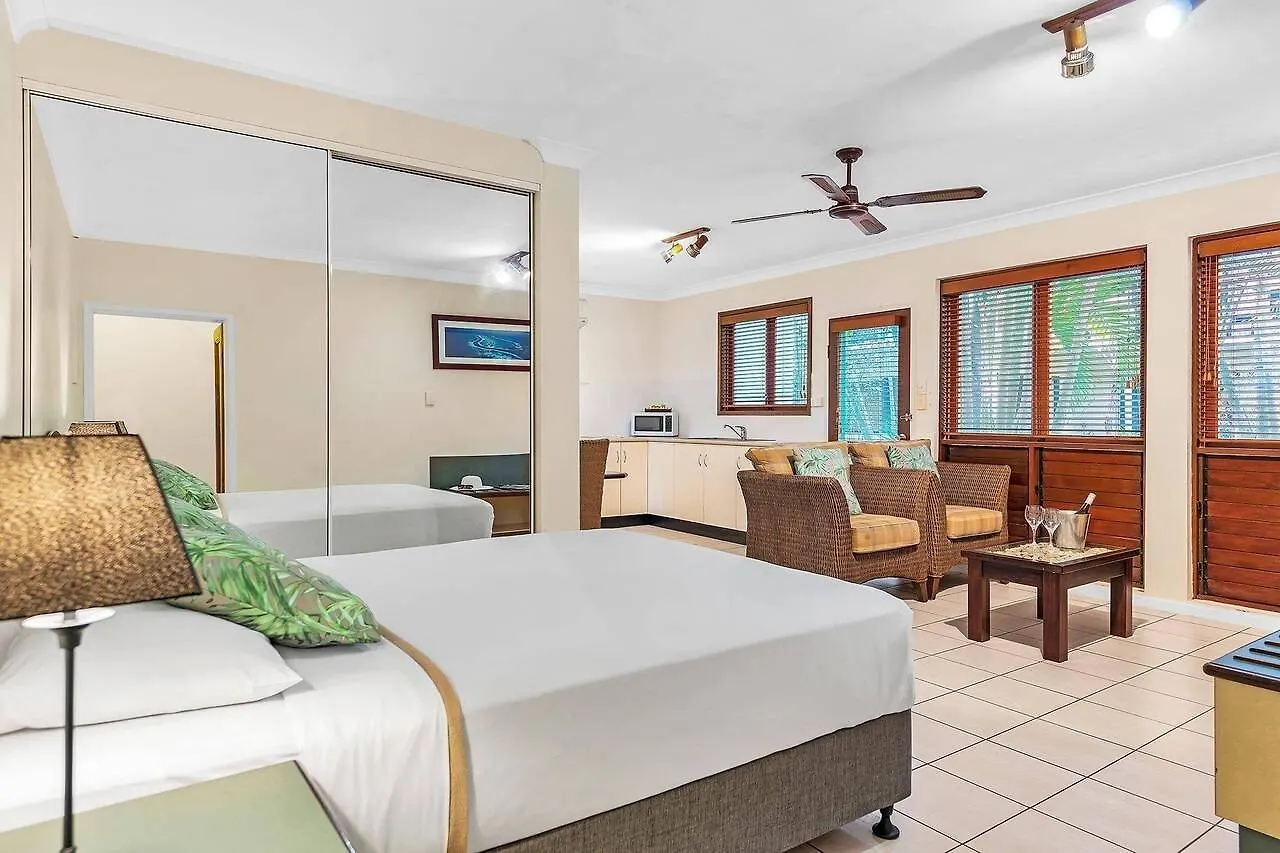 Aparthotel Bay Village Tropical Retreat & Apartments Cairns