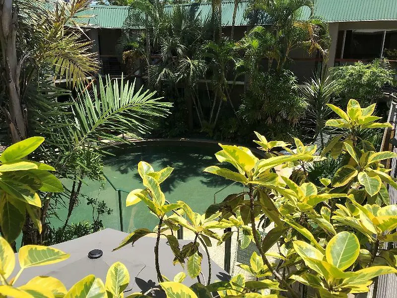 Bay Village Tropical Retreat & Apartments Cairns 3*,
